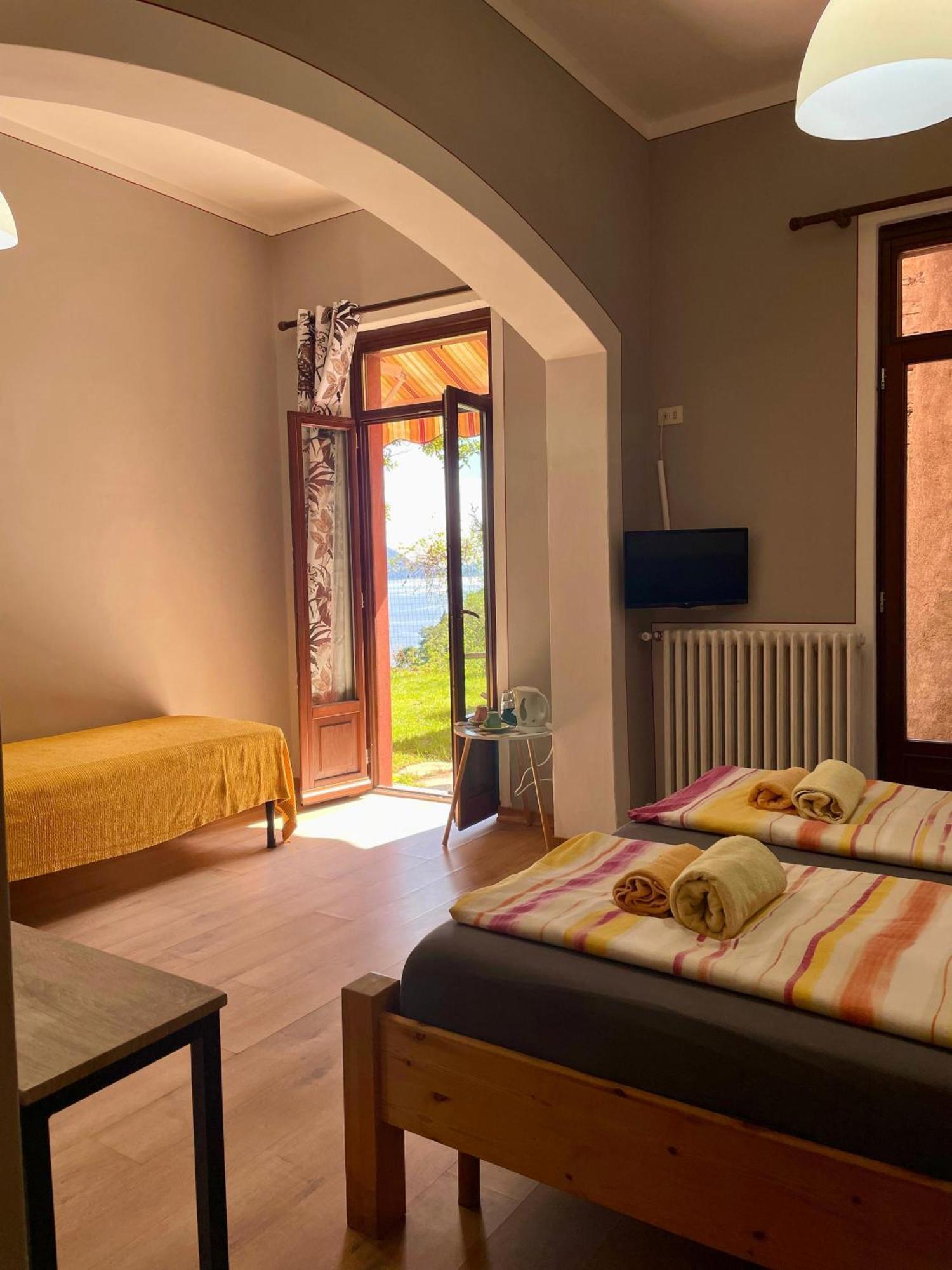 Villa Angelina Guest House กันเนโร ริเวียรา ภายนอก รูปภาพ
